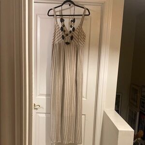 Beautiful natural linen dress for any summer occasion.